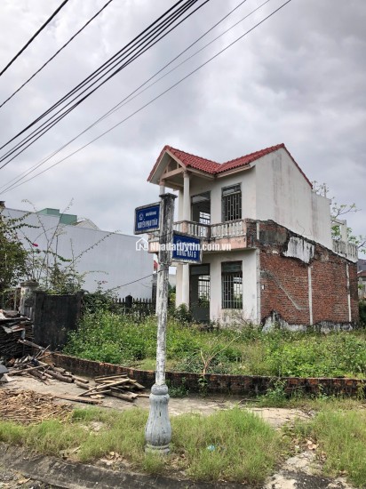 Bán lô góc 2 mặt tiền đường Nguyễn Phạm Tuân và Đông Hải 6